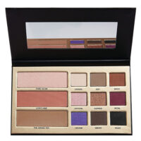 פלטת איפור - Makeup Revolution TRAVEL FRIENDLY MAKEUP PALETTE