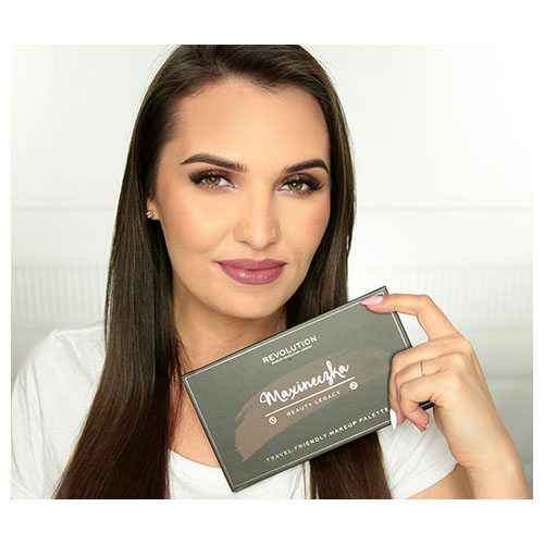 פלטת איפור - Makeup Revolution TRAVEL FRIENDLY MAKEUP PALETTE – תמונה 8