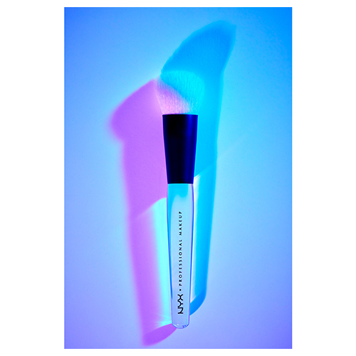 95789_NYX_PROFESSIONAL_MAKEUP_-_HIGH_GLASS_-_FINISHING_POWDER_BRUSH_-_P_dzel_do_aplikacji_pudru_wyko_3_