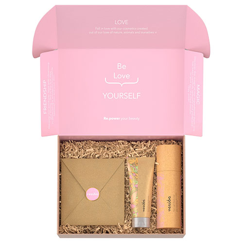 ערכת טיפוח טבעית מפנקת לפנים Resibo Beauty Box Set of face care cosmetics